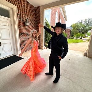 Gorgeous Jovani Prom Dress. Style 59762. Neon
Orange Dress. Size 2.